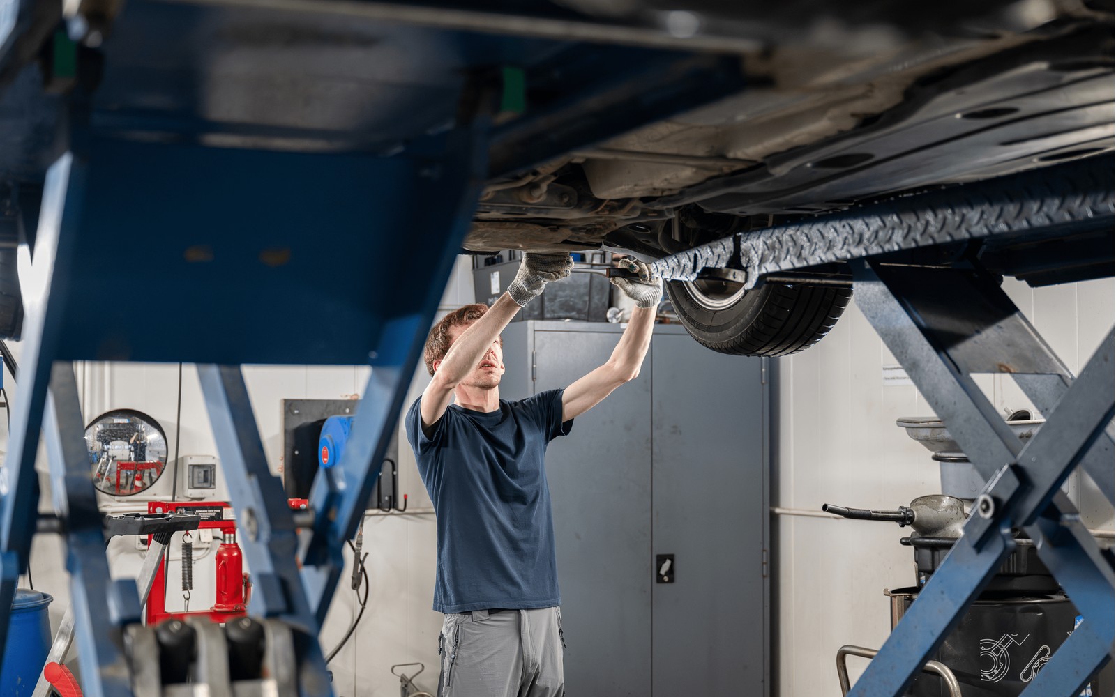 Scissor Lift Financing for Mechanical and HVAC Contractors